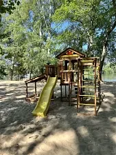 Детская площадка — Кемпинг «Турбаза Робинзон — Eco Village», Энгельс