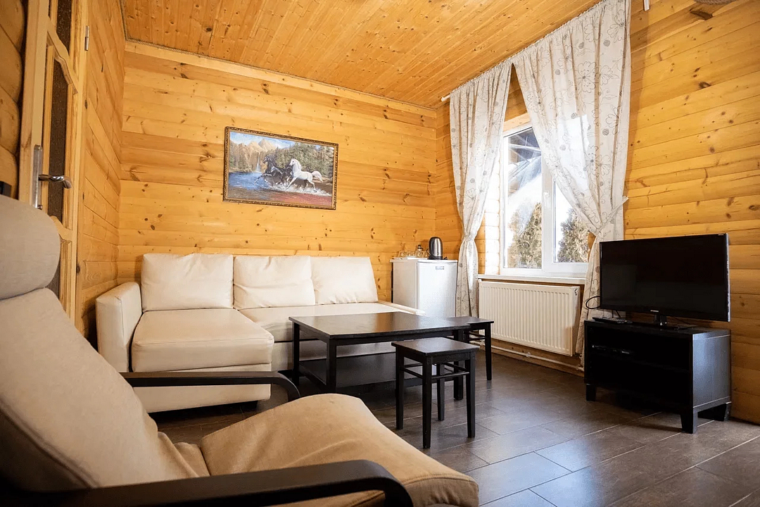 Коттедж 4-местный (с 2 спальнями)