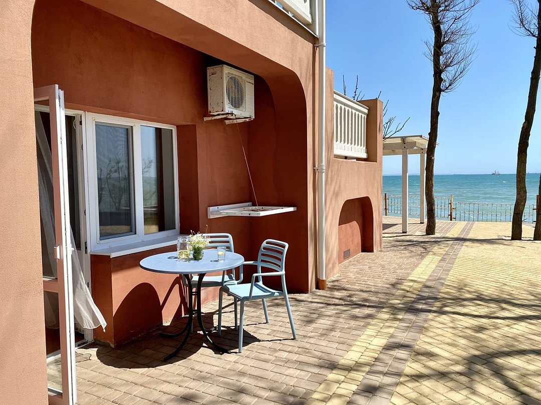 Курортный отель Дружба, Крым, Керчь 