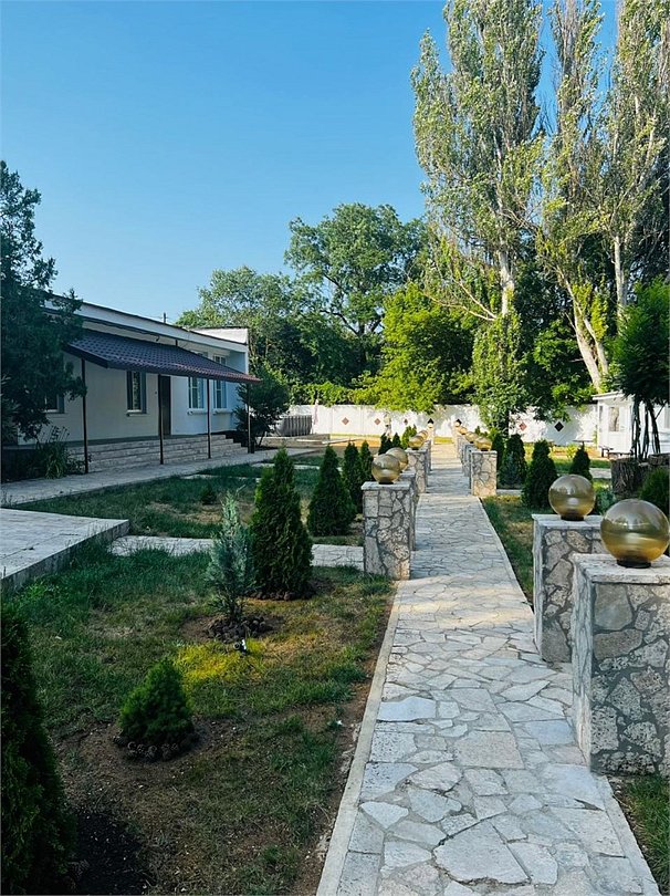 Курортный отель Два моря, Крым, Керчь 