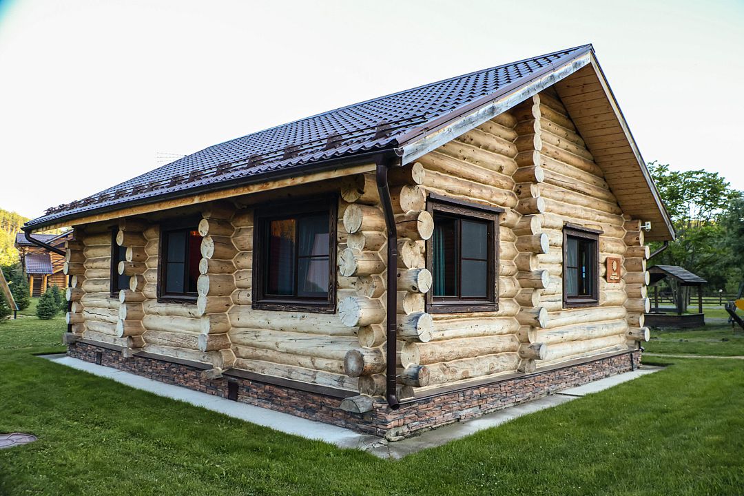 Шале 2-местный 2-комнатный Кедровый