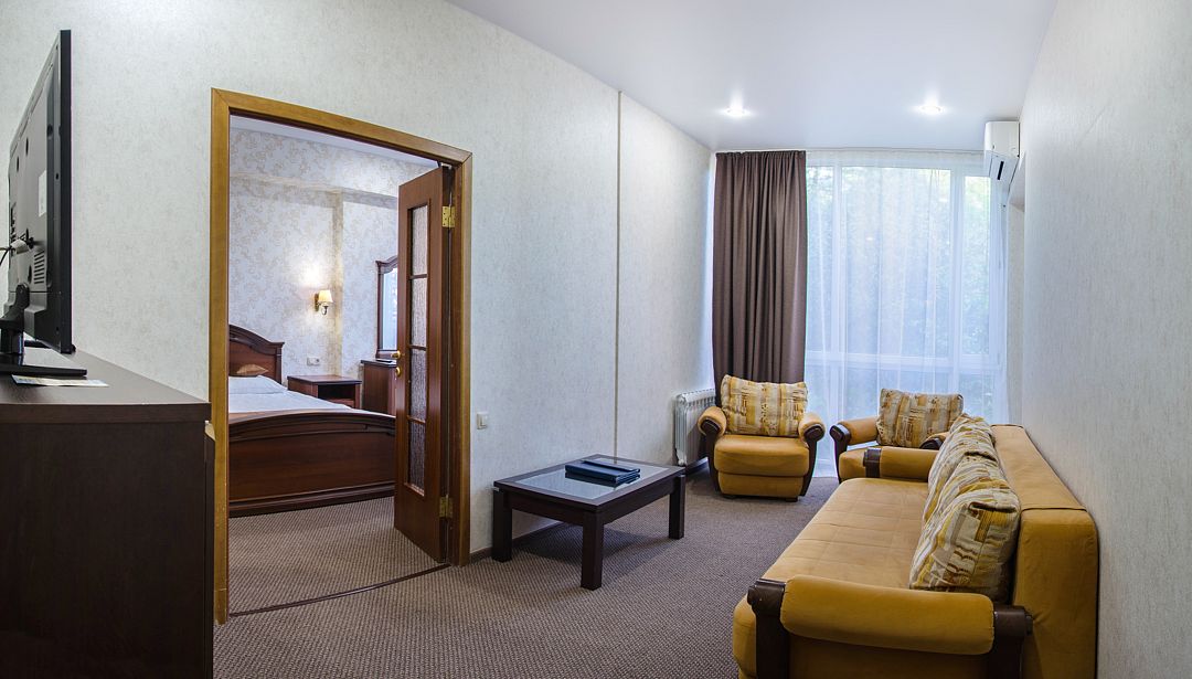 Люкс 2-местный 2-комнатный КЛАССИК