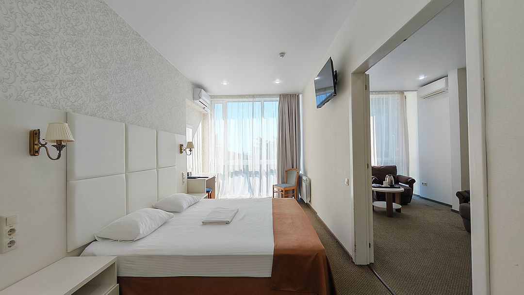 Люкс 2-местный 2-комнатный ПРЕМИУМ