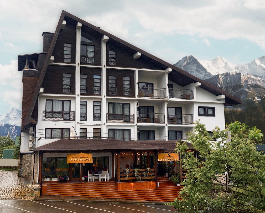 Апарт-отель Co-Co Village (Ко-Ко Вилладж), Краснодарский край, Красная поляна село Монастырь Эстосадок Роза Хутор Медовеевка село Воронцовка село Чвижепсе село Галицыно Газпром