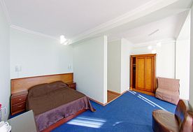 1-мест. (разм. в 2-мест.) полулюкс (вид на море), Пансионат Арбика, Гудаута