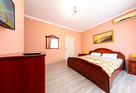 1-мест. (разм. в 3-мест.) 2-комн. люкс с балк., База отдыха Самшит, село Сукко