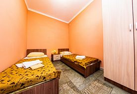 3-мест. (разм. в 4-мест.) апартаменты с террасой, База отдыха Самшит, село Сукко
