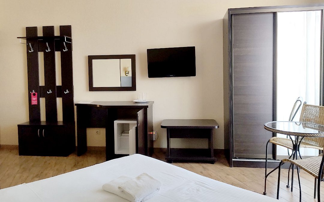 Полулюкс 2-местный (с балконом)