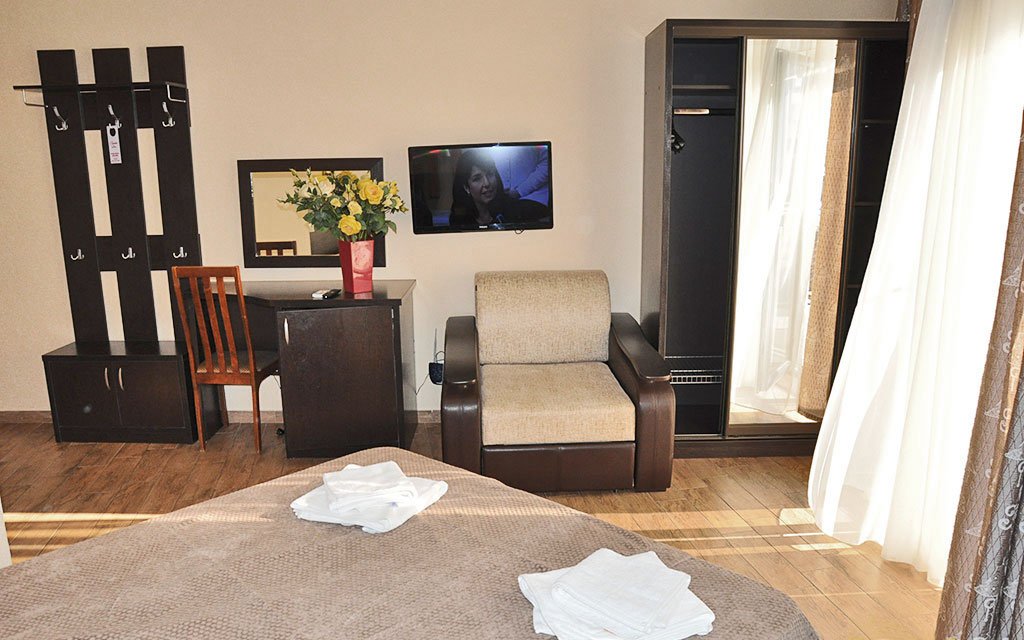 Полулюкс 3-местный