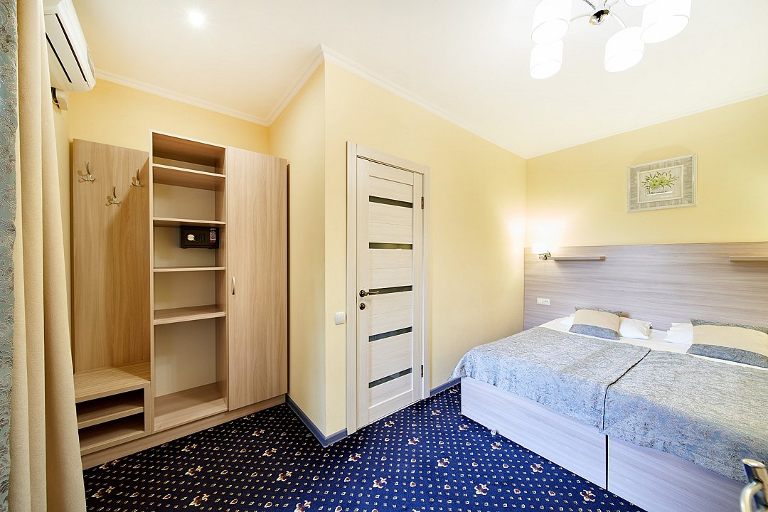 Стандартный 2-местный 1-комнатный (без балкона №15)