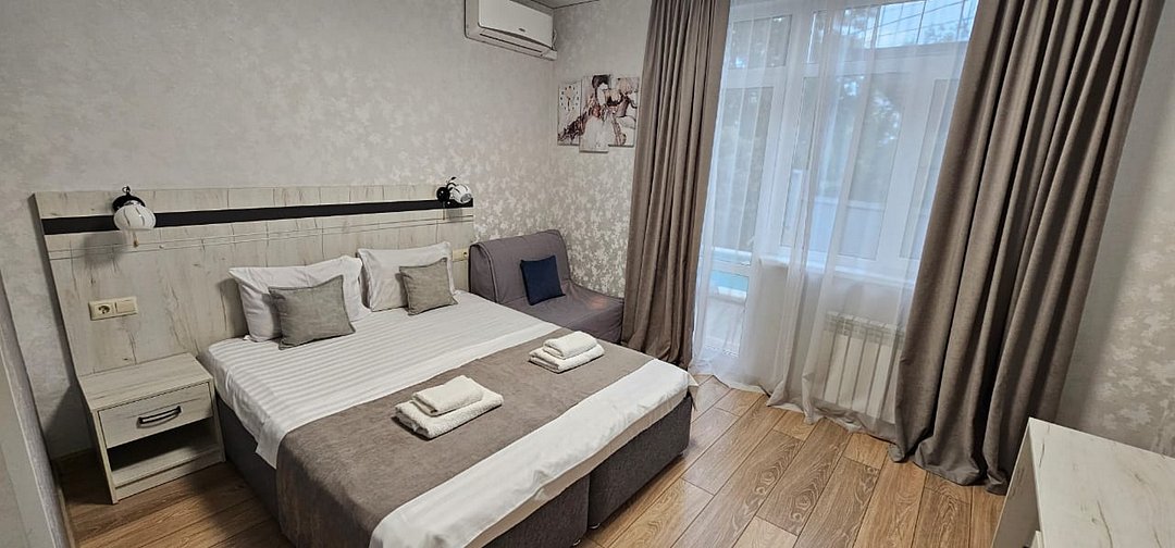 Стандартный 4-местный (с выходом на бассейн)