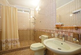3-мест.(разм. в 4-мест.) 2-комн. семейный, Гостевой дом Вилла Аннигора, Алушта