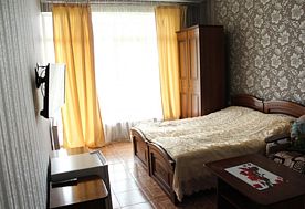 1-мест. (разм. в 2-мест.) улучш. с балк. (вид на горы и бассейн), Гостевой дом Аида, Адлер