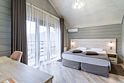 Трёхместный номер семейный Comfort с 2 комнатами с балконом, База отдыха Терем у реки, Каменномостский
