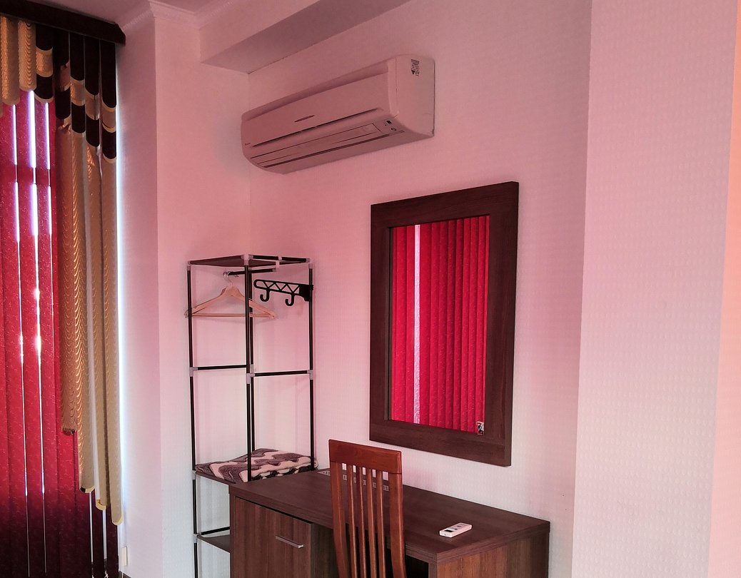 Стандартный 2-местный (с удобствами на этаже)