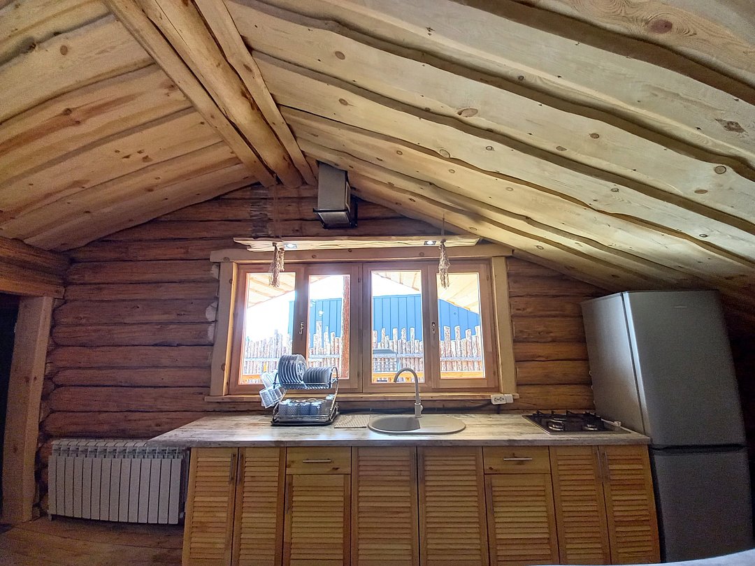 Изба 10-местный 3-комнатный