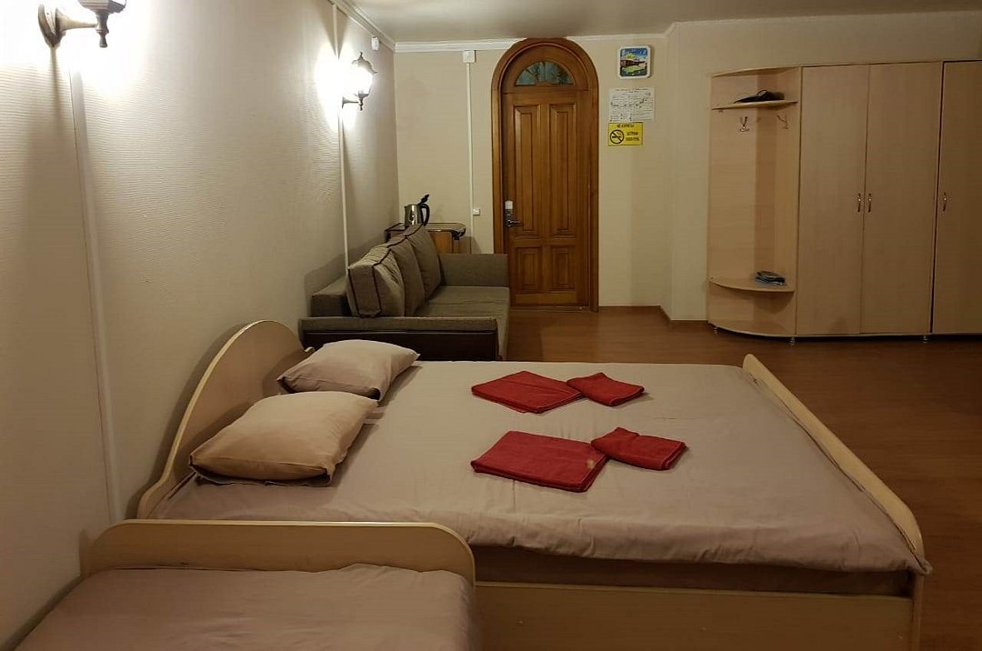 Номер 5-местный