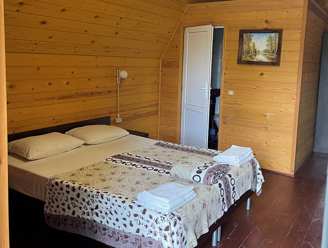 Коттедж 4-местный