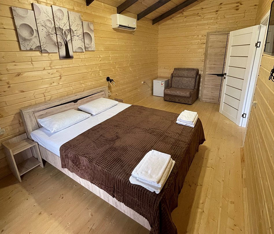 Коттедж 4-местный 2-комнатный