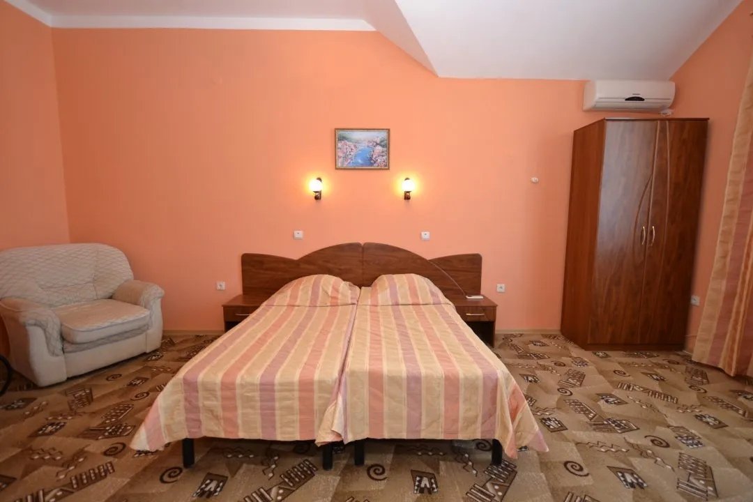 Люкс 4-местный 2-комнатный