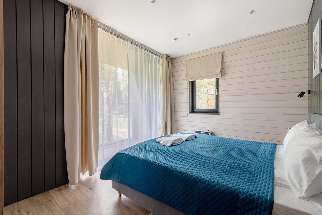 Дом 6-местный 4-комнаный (Glass box 85)