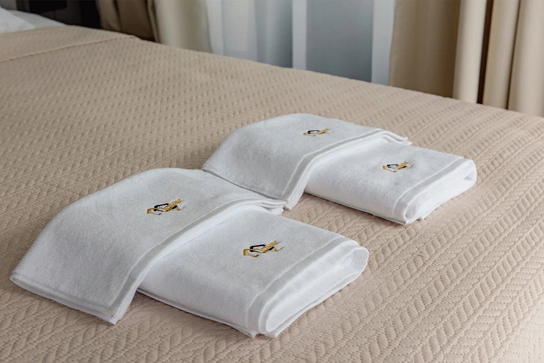 Дом 6-местный 4-комнаный (Glass box 85)