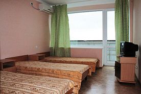 Стандартный 3-местный 1-комнатный с КД, Пансионат Канака, Приветное