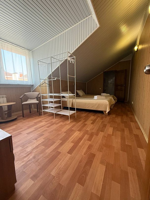 Номер 4-местный 2-комнатный №21