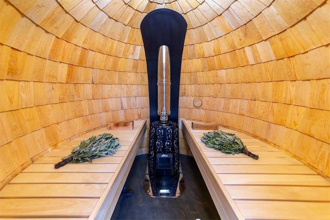 Коттедж 4-местный (с 1 спальней, купелью и баней)