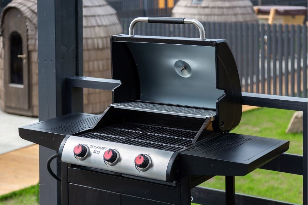 Коттедж ВИП Семейный 4-местный (с 1 спальней и купелью)