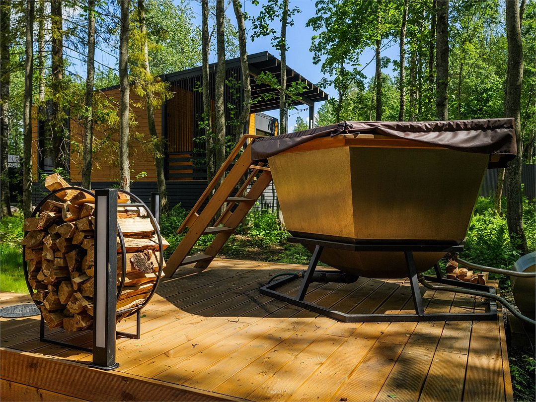 Коттедж Улучшенный 4-местный (с 2 спальнями и купелью)