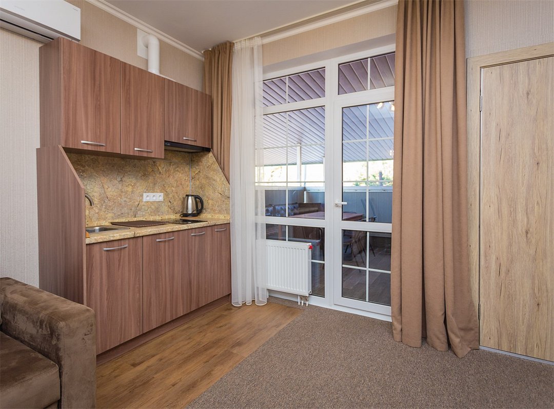 Апартаменты 4-местный 2-комнатный (с террасой)