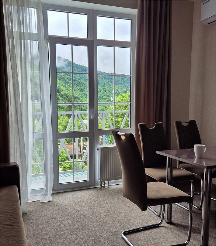 Апартаменты 4-местный 2-комнатный (с террасой)