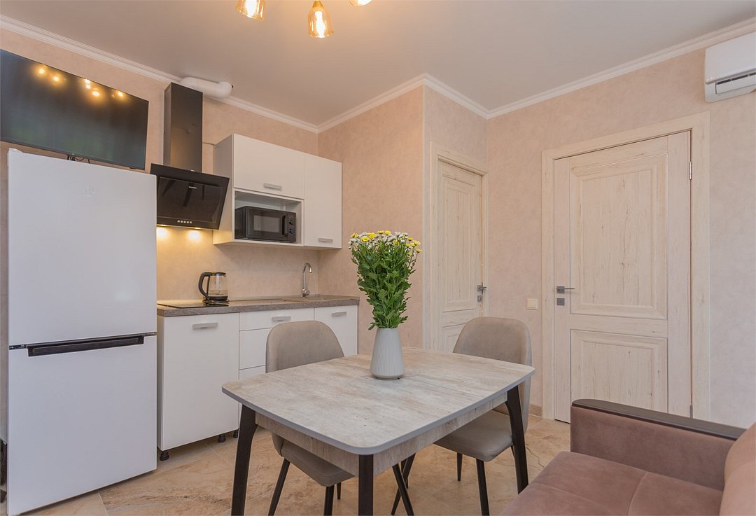 Апартаменты 4-местный 2-комнатный Люкс (с лоджией)