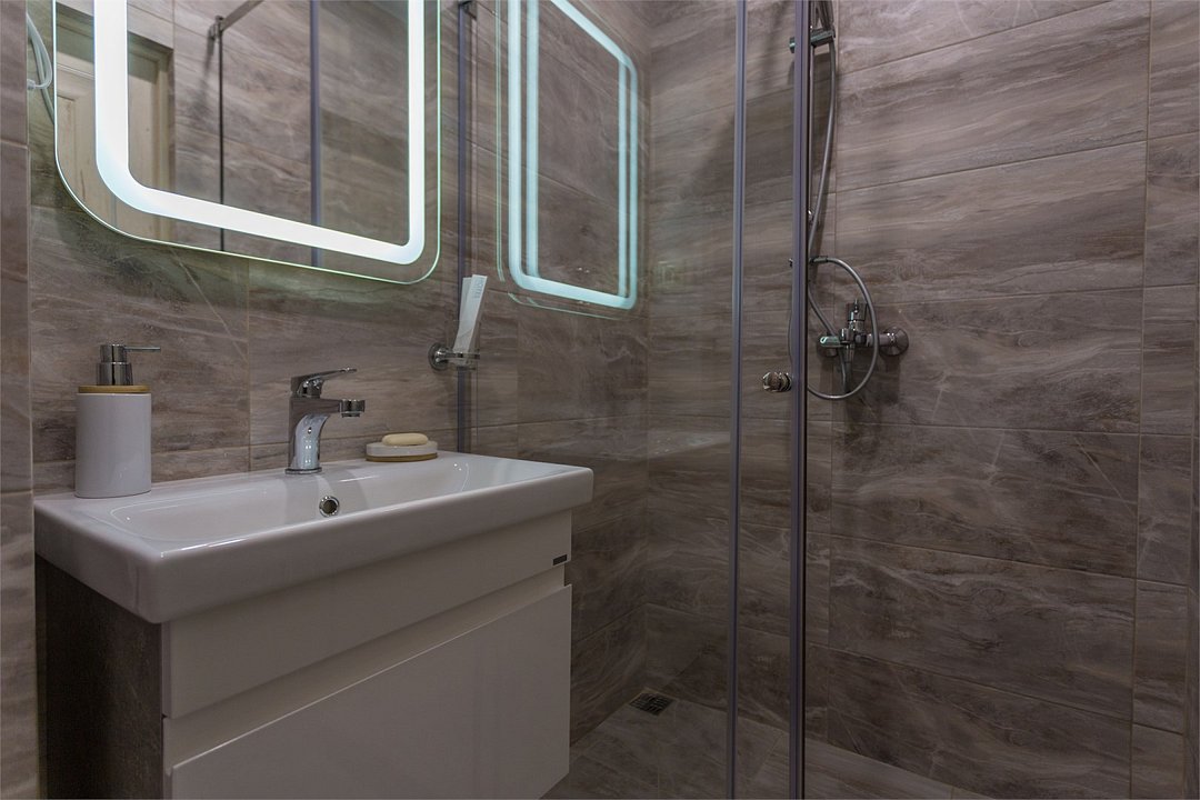 Апартаменты 4-местный 2-комнатный Люкс (с лоджией)