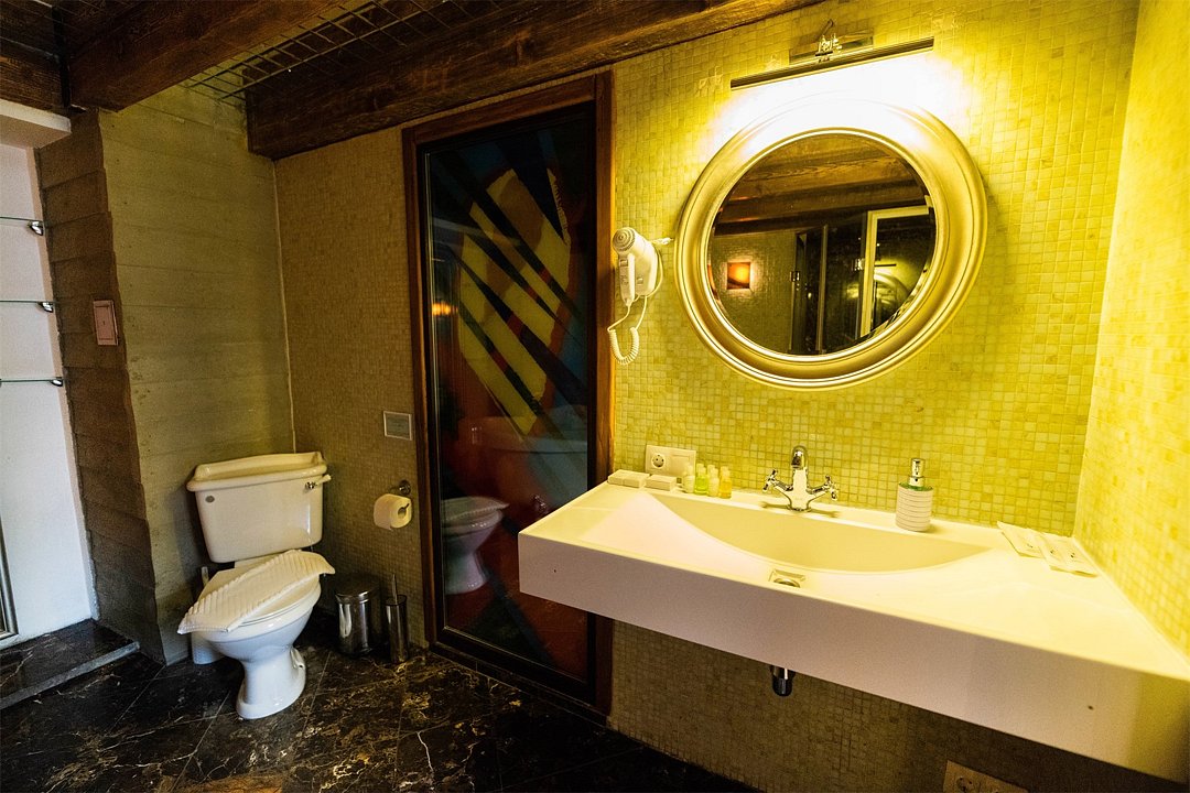 Супериор 2-местный (с гидромассажной ванной)