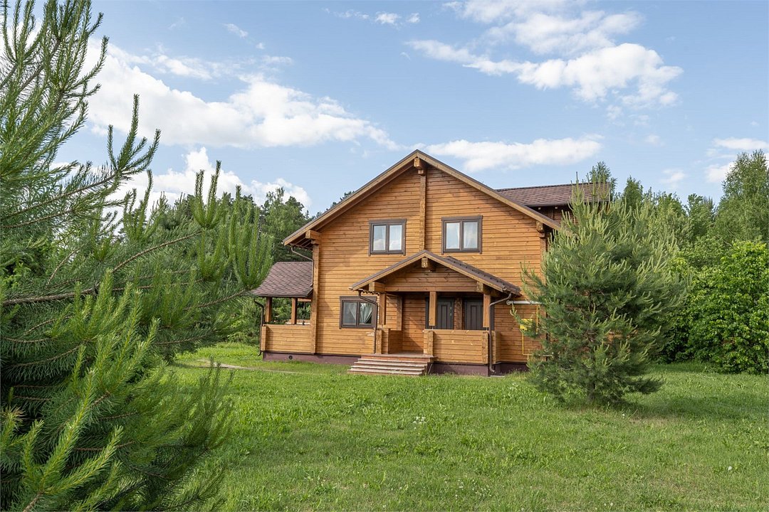 Дом 8-местный 4-комнатный Барский