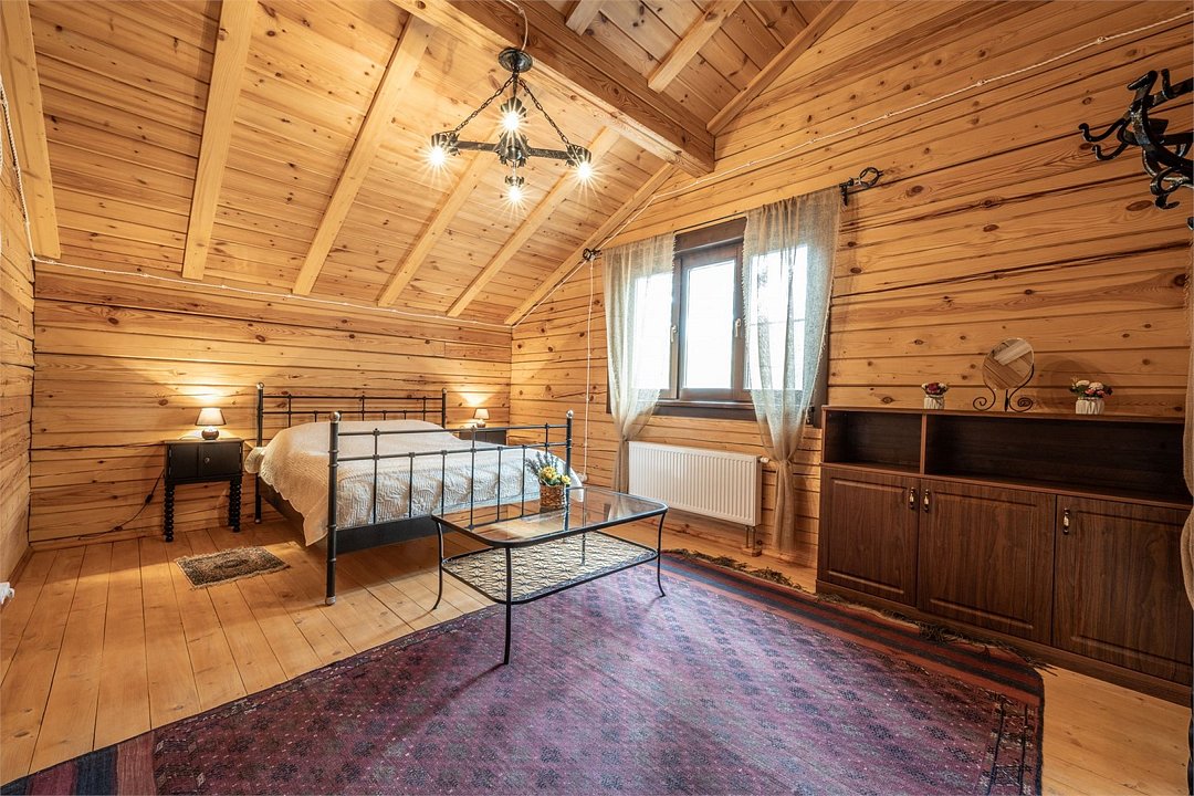 Дом 8-местный 4-комнатный Лесной