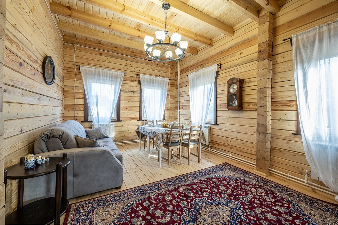 Дом 8-местный 5-комнатный Бородинский