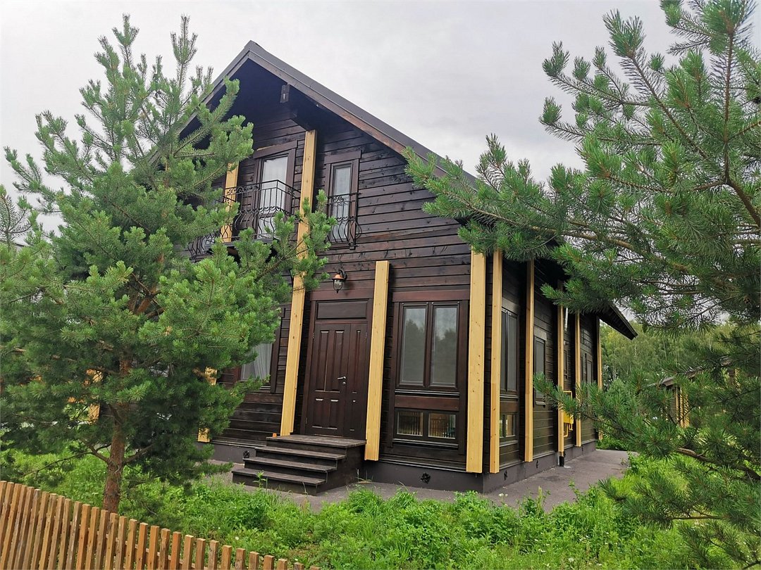 Дом 8-местный 5-комнатный Морозовский