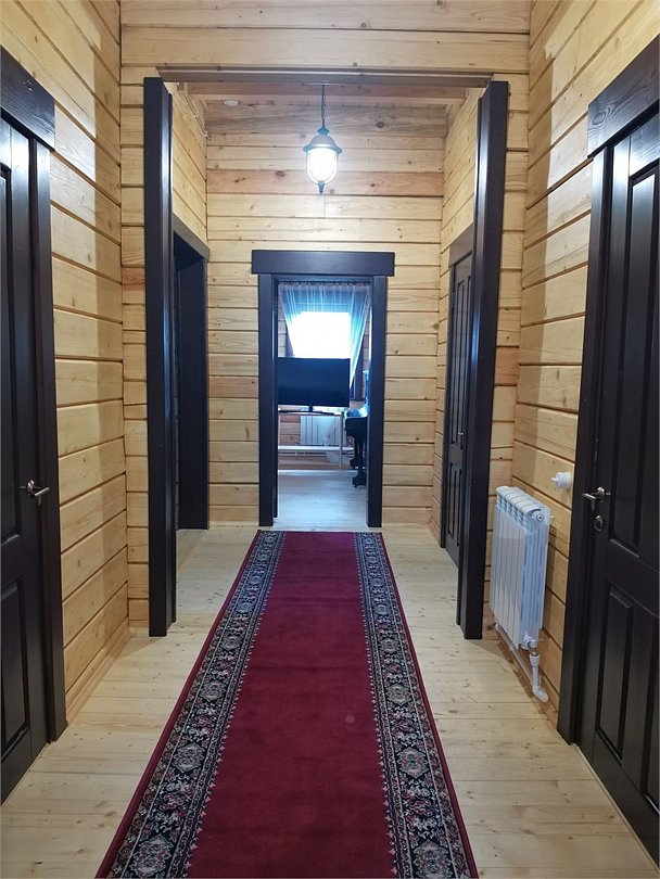 Дом 8-местный 5-комнатный Морозовский