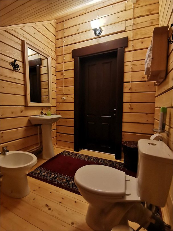 Дом 8-местный 5-комнатный Морозовский