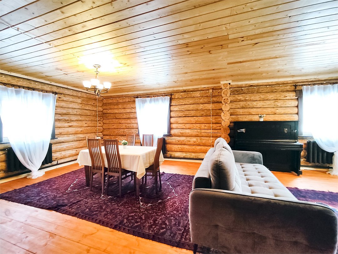 Дом 8-местный 5-комнатный Невский