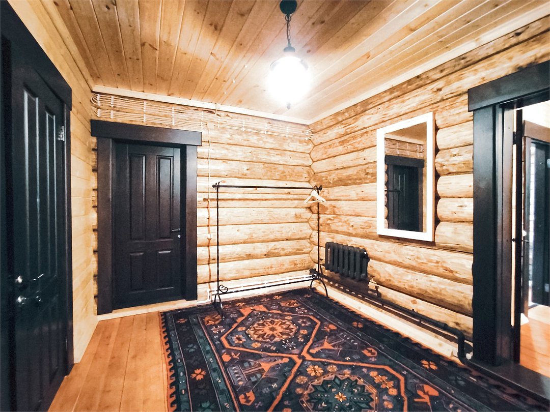 Дом 8-местный 5-комнатный Невский