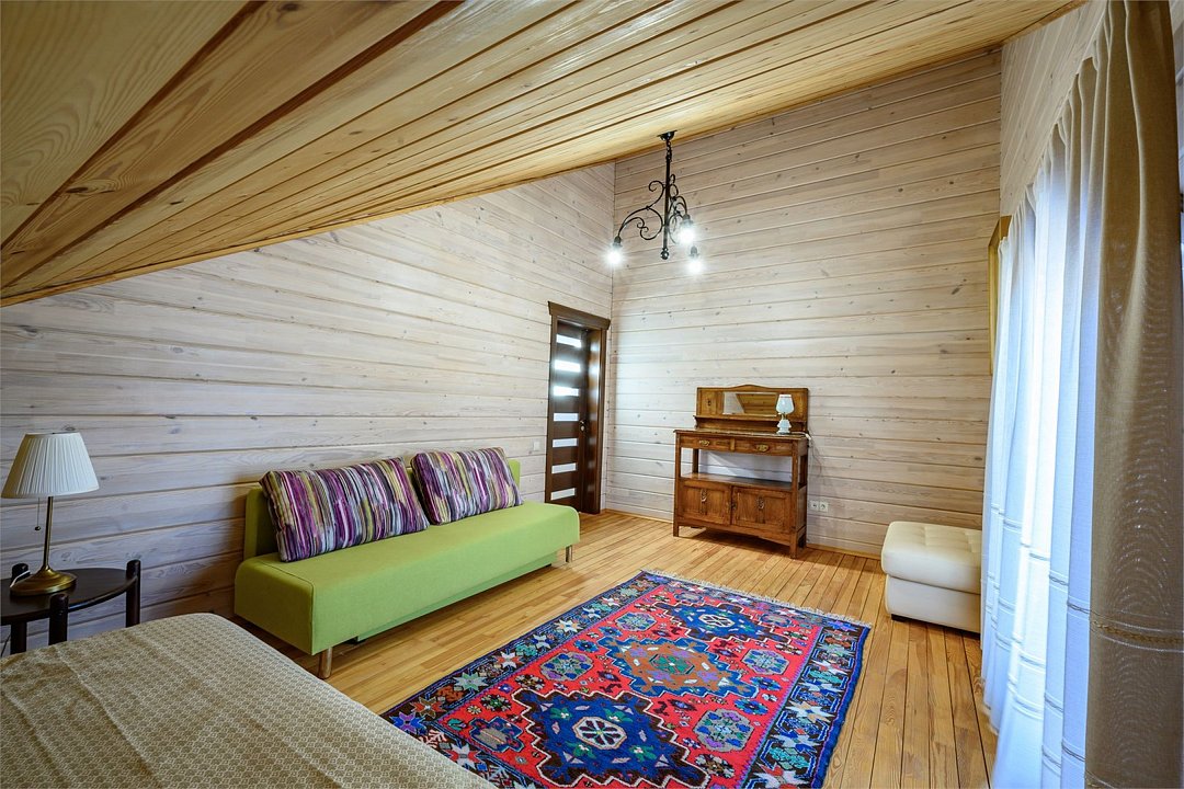 Коттедж 8-местный 4-комнатный Метрострой