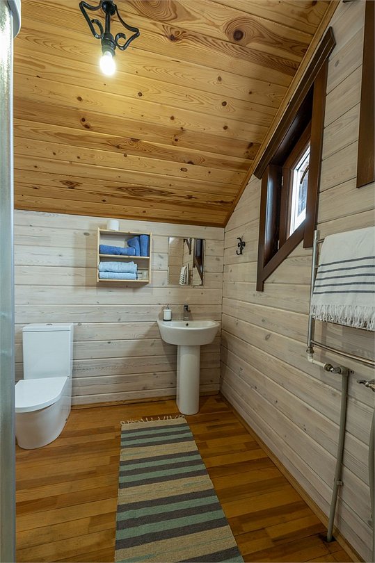 Коттедж 8-местный 4-комнатный Нахимовский