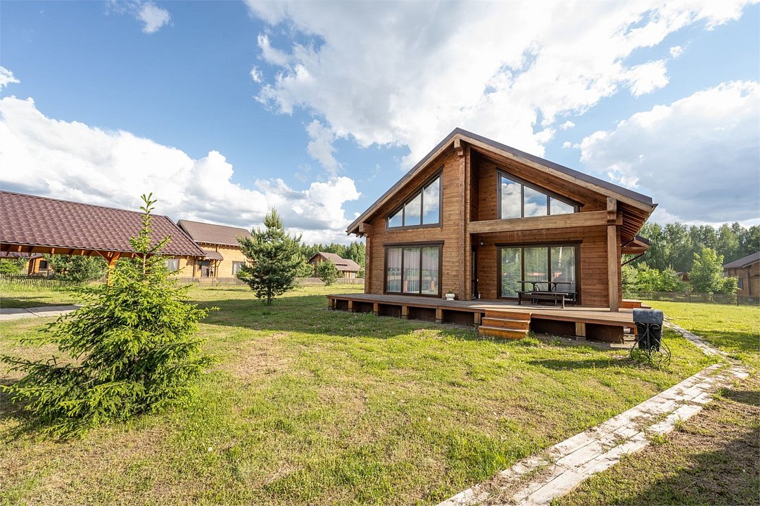 Коттедж 8-местный 4-комнатный Суворовский