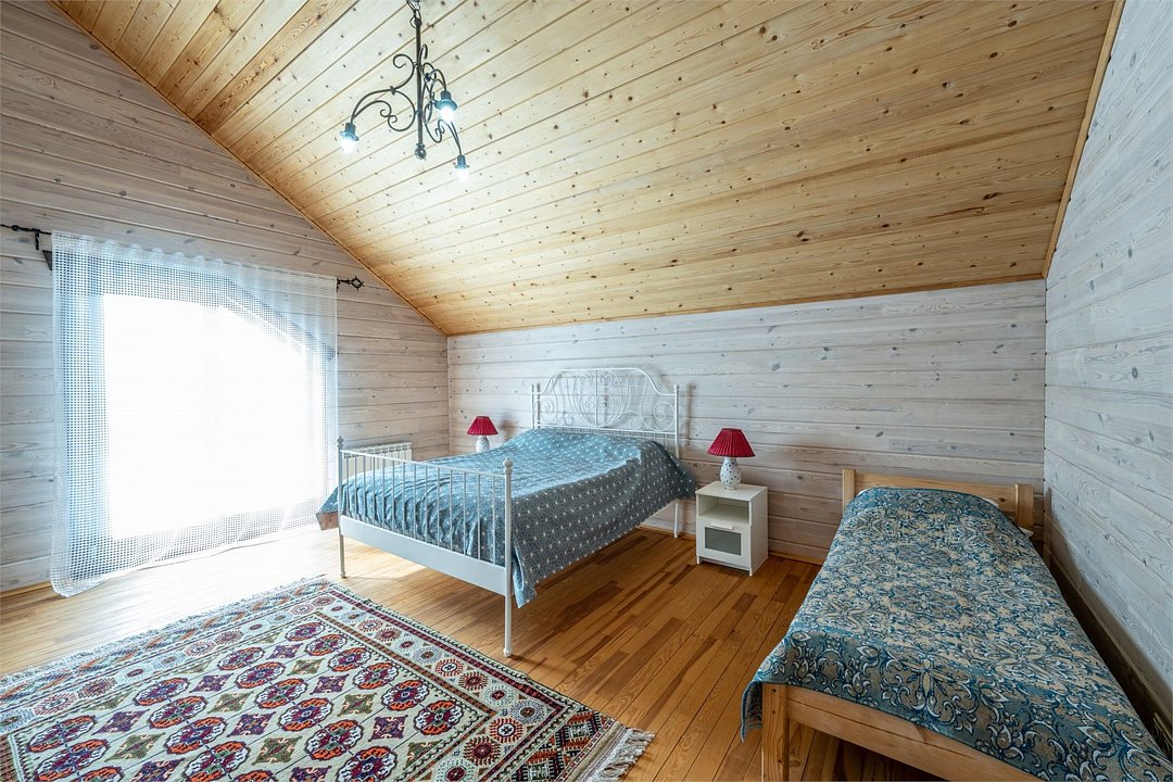 Коттедж 8-местный 4-комнатный Суворовский