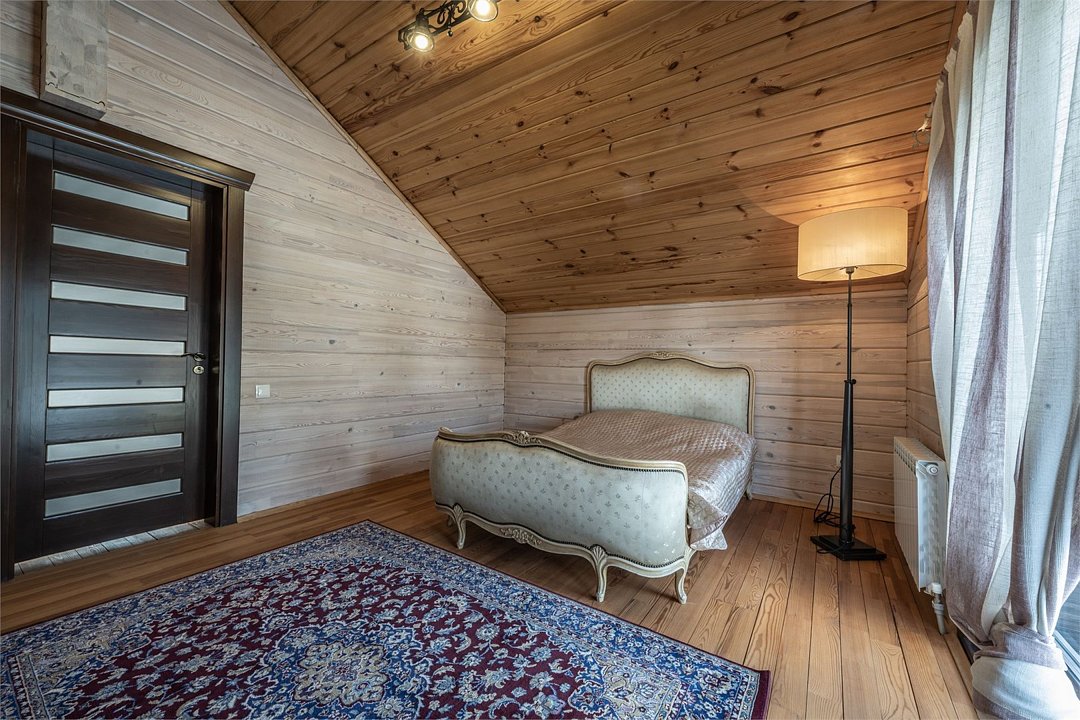 Коттедж 8-местный 5-комнатный Брусиловский