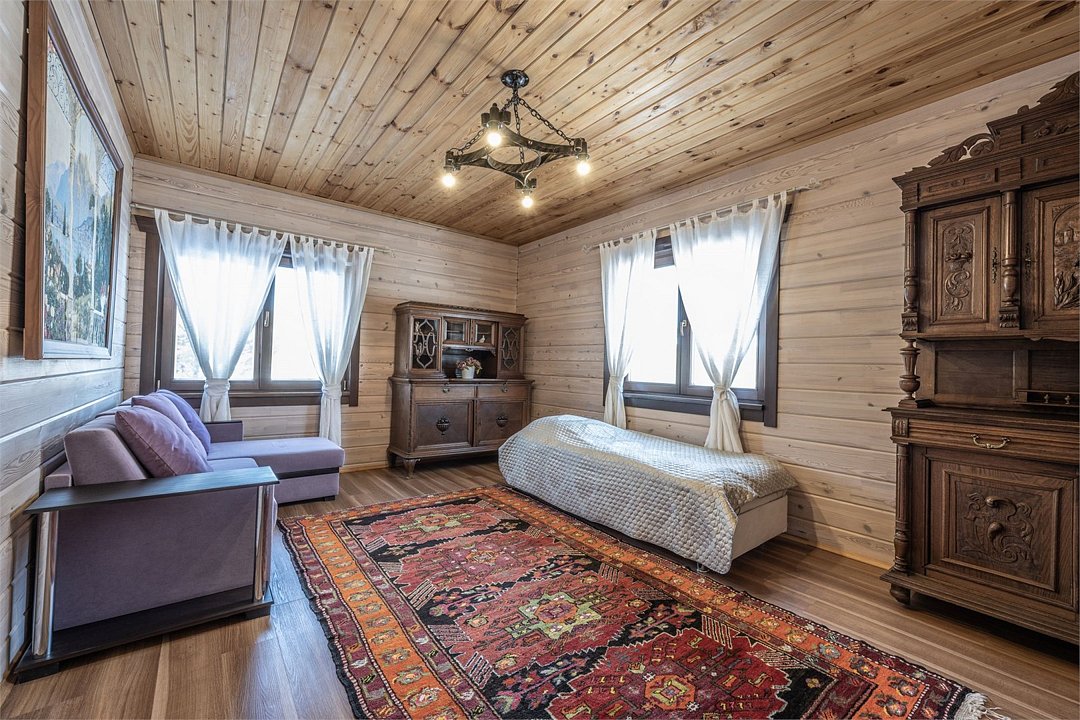 Коттедж 8-местный 5-комнатный Брусиловский